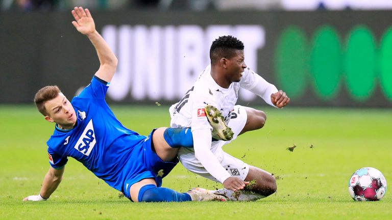 Auch DENNIS GEIGER (l.) fällt wegen muskulärer Probleme aus.