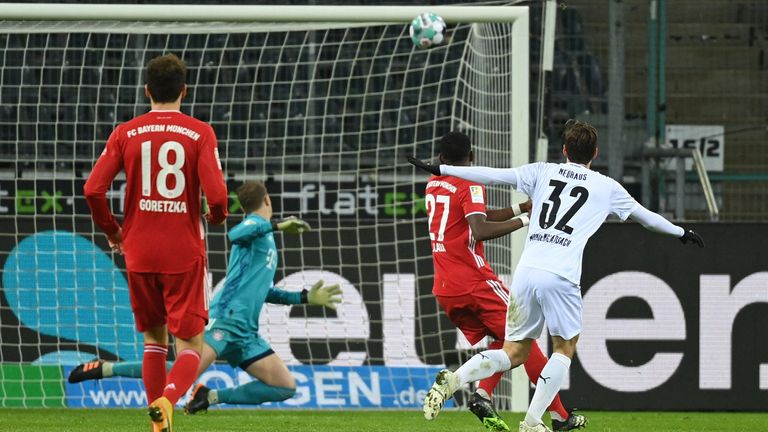 Der FC Bayern verliert nach einer 2:0-Führung in Gladbach.