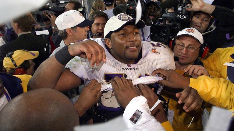 2001 - Super Bowl 35: Ray Lewis (Baltimore Ravens)