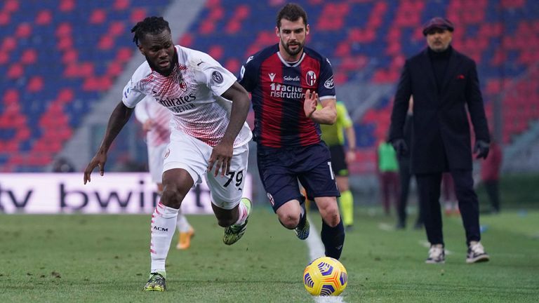 Der AC Mailand feiert einen 2:1-Auswärtssieg beim FC Bologna.
