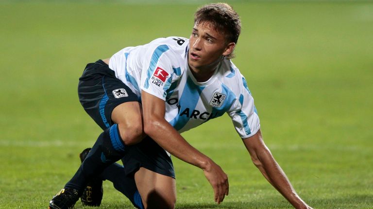 Moritz Leitner: Der gebürtige Münchner durchlief seit seinem sechsten Lebensjahr ausnahmslos alle Nachwuchsstationen der Löwen. 2011 wechselte der Mittelfeldspieler dann zum BVB. Mittlerweile ist der 28-Jährige Profi von Norwich City.