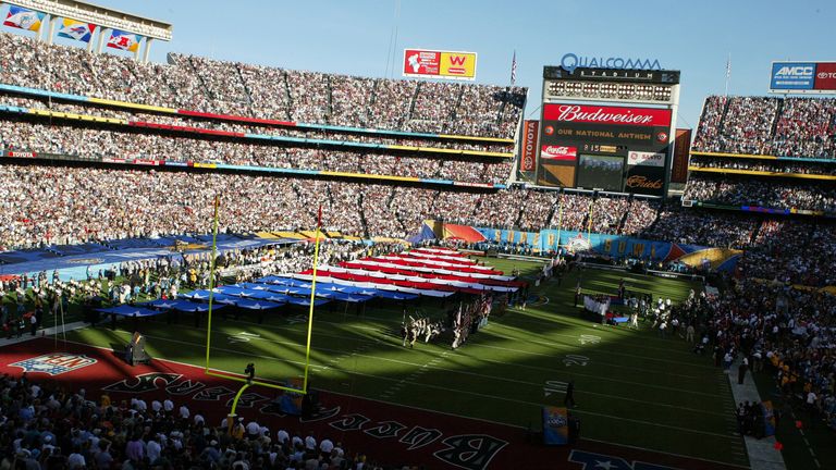 2003 - Qualcomm Stadium (San Diego, Kapazität: 71.294 Plätze) - Tampa Bay Buccaneers - Oakland Raiders 48:21