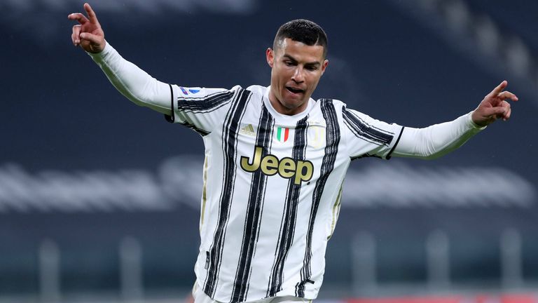 Platz fünf: Cristiano Ronaldo (Juventus) 78,8 Minuten pro Tor (15 Tore aus 14 Spielen) 
