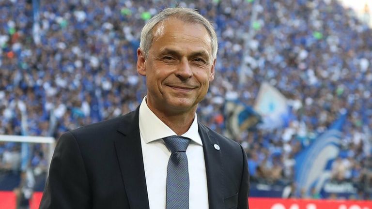 Olaf Thon ist am Sonntag, ab 11 :30 Uhr bei Sky90 zu Gast.