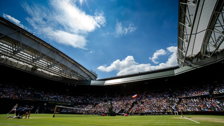 Platz 5: Wimbledon Centre Court (15.000 Plätze), London	(Wimbledon Championships)