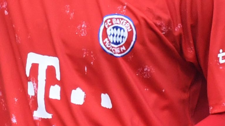 Der FC Bayern München wird im Pokal gegen Holstein Kiel in Sondertrikots auflaufen.