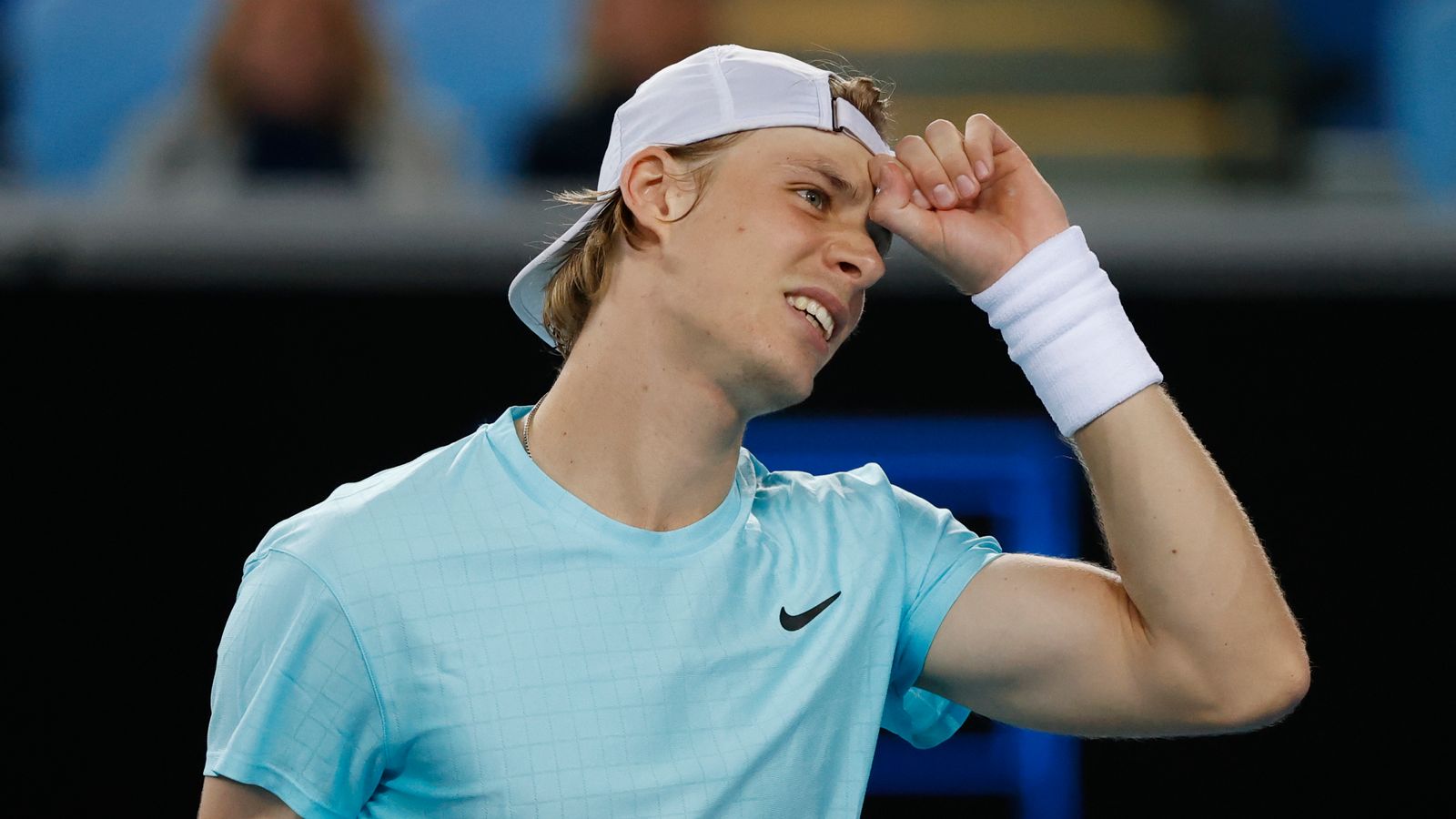 Australian Open News Ärger um Denis Shapovalov and verweigerte Pinkelpause Tennis News Sky Sport