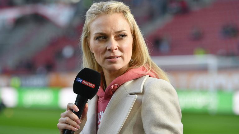 Britta Hofmann (Sky Reporterin): 1:1