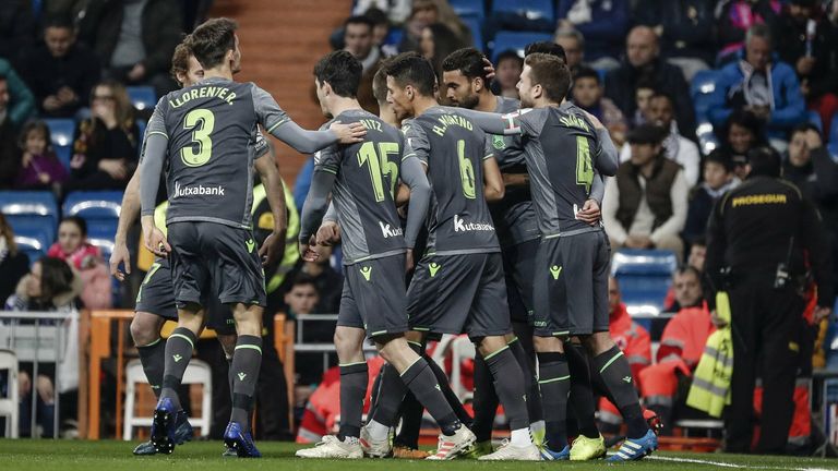 06.01.2019: Real Madrid muss die erste Niederlage nach der Klub-WM gegen Real Sociedad einstecken. Die Königlichen unterliegen mit 0:2.