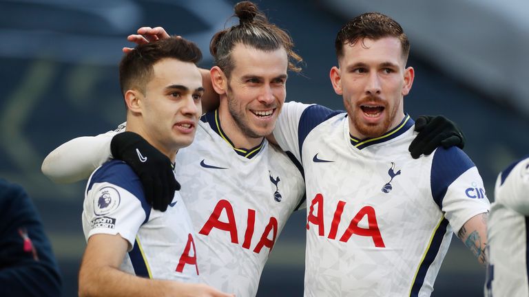 Gareth Bale trifft für Tottenham doppelt gegen Burnley.