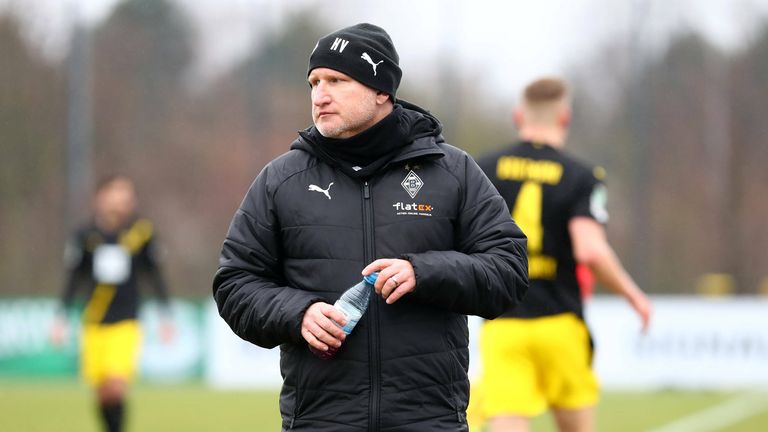 HEIKO VOGEL: Holte 2012 mit dem FC Basel das Double, seine aktuelle Aufgabe bei Borussias Regionalliga-Team erscheint da etwas zu klein. Vom erhofften Aufstieg ist sein Team derzeit ein gutes Stück entfernt. Wenn, dann maximal als Interims-Lösung.