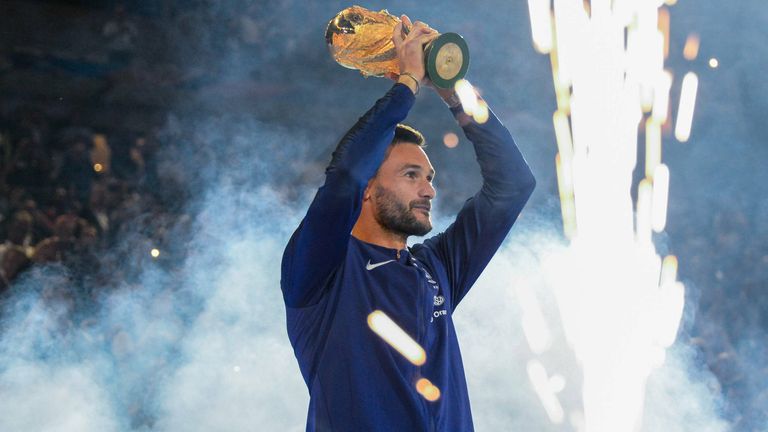 Hugo Lloris (Tottenham) - Weltmeister 2018 mit Frankreich