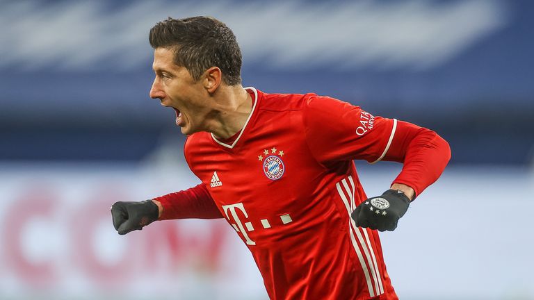 Platz 6: Robert Lewandowski (FC Bayern), 7 Tore (85 Minuten pro Tor)
