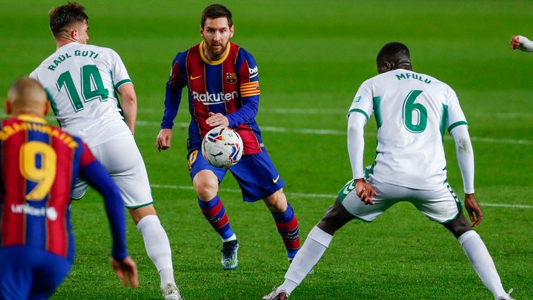 Lionel Messi erzielt gegen Elche einen Doppelpack.