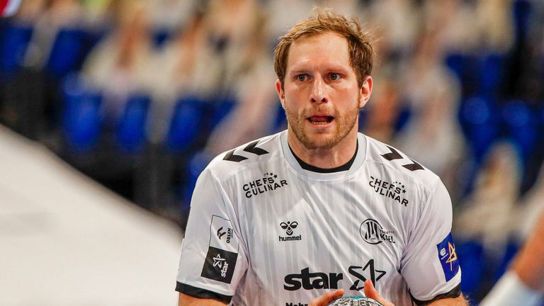 Steffen Weinhold ist Kiels bester Werfer gegen Nantes.