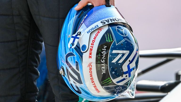 Der Helm von Valtteri Bottas von Mercedes (Quelle: Twitter Mercedes)