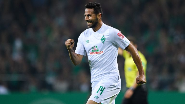PERU: Claudio Pizarro (Werder Bremen, FC Bayern, 1. FC Köln) 490 Spiele