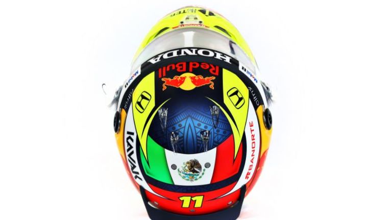 Der Helm von Sergio Perez von Red Bull