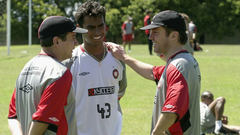 Nach der ungarischen Nationalmannschaft, übernimmt Matthäus für kurze Zeit den brasilianischen Klub Athletico Paranaese. Aus familiären Gründen verkündete er nach nur einem Monat seinen Rücktritt.