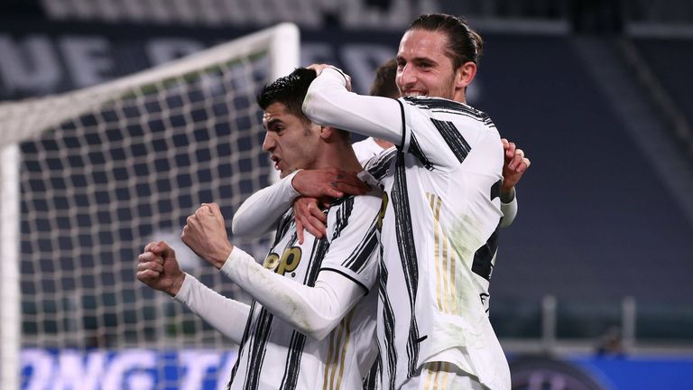 Alvaro Moratas Doppelpack macht den Sieg für Juve im Duell gegen Lazio Rom klar.