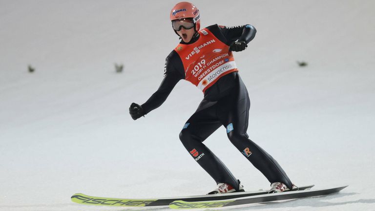 Vierter Start, vierte Medaille: DSV-Adler Karl Geiger hat allen Grund zur Freude