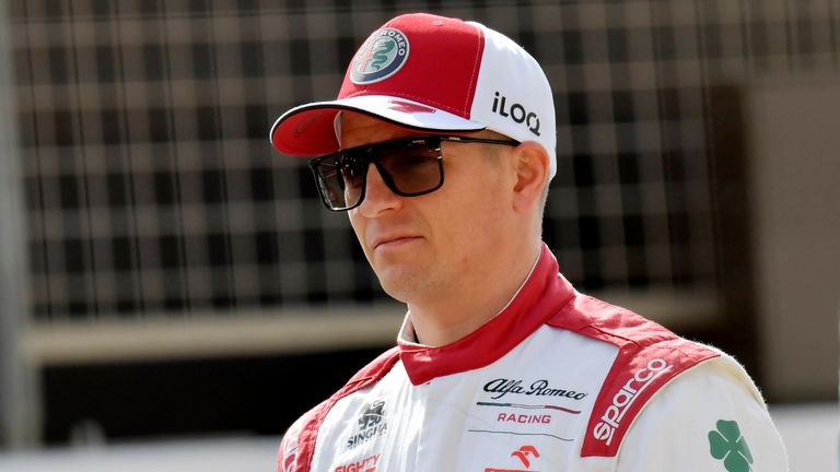 Der Älteste: Kimi Räikkönen (Alfa Romeo) Der alte Hase ist wieder Kimi. Mit 41 Jahren setzt er sich ins Cockpit. Am 17.10.1979 ist der Finne geboren.