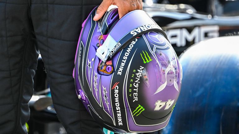 Der Helm von Lewis Hamilton von Mercedes (Quelle: Twitter Mercedes)