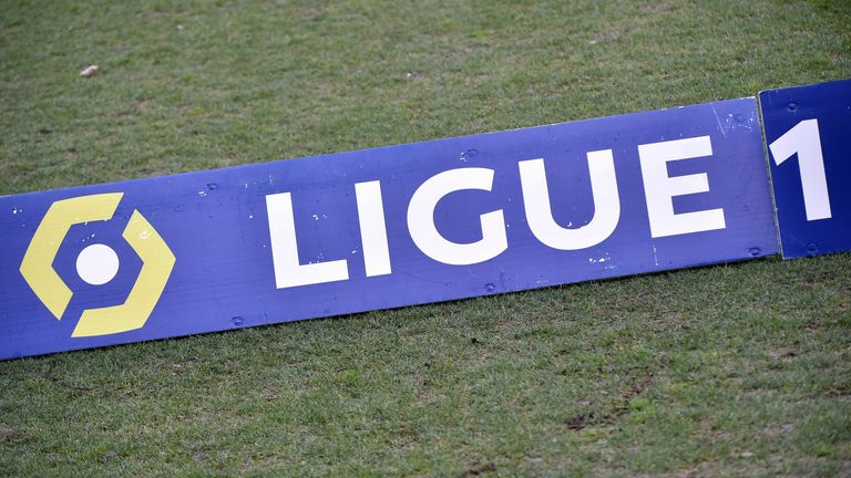 Spieler aus der Ligue 1 und 2 werden aller Voraussicht nach in der kommenden Länderspiel-Pause nicht abgestellt, sofern sie nicht aus Europa kommen.