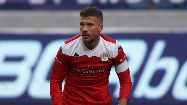 Lukas Podolski will weiterhin spielen: Die Frage ist nur wo?