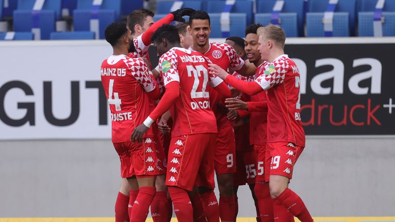 Der 1. FSV Mainz 05 verlässt durch den Sieg in Hoffenheim die Abstiegsränge.