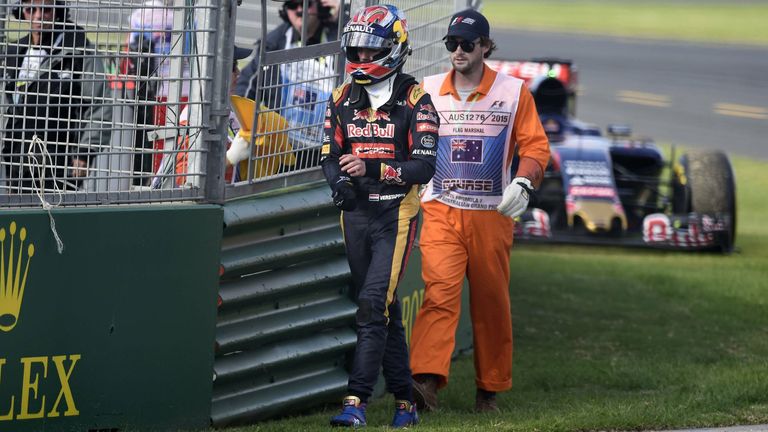 Max Verstappen (Red Bull): Toro Rosso. Australien 2015. in Runde 34 mit einem Motorschaden ausgeschieden