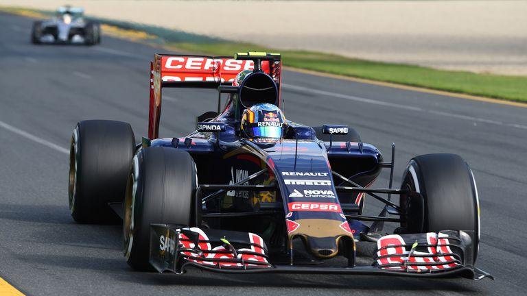 Jüngster GP-Teilnehmer: Max Verstappen (Red Bull). Mit 17 Jahren und 166 Tagen fuhr der Niederländer erstmals in der Königsklasse beim GP von Australien 2015, damals noch im Toro Rosso. So jung war kein anderer.