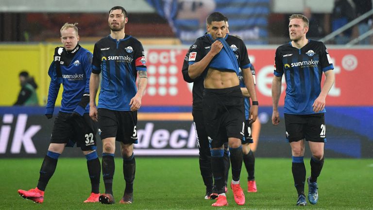 8: SC Paderborn. Saison 2019/20. 4 Siege, 8 Unentschieden und 22 Niederlagen. Tordifferenz: -37. 20 Punkte. Tabellenplatz 18. 