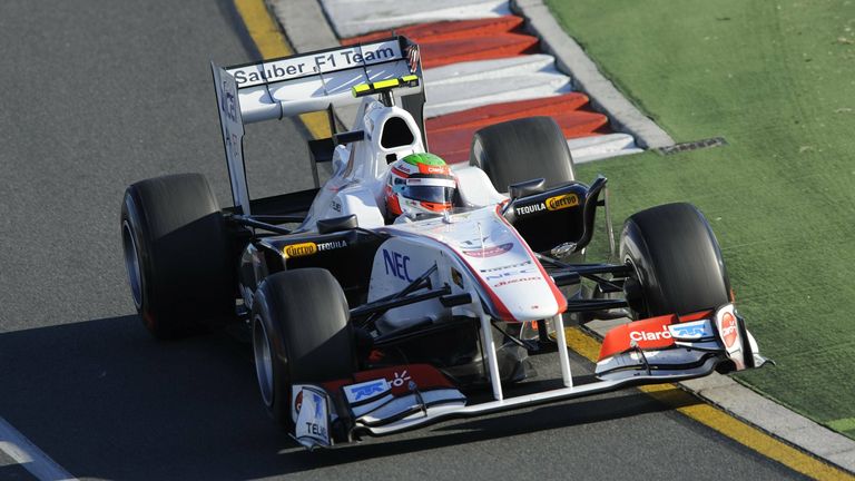 Sergio Perez (Red Bull): Sauber. Großer Preis von Australien 27. März 2011. Wurde Siebter aber im Nachhinein disqualifiziert, wegen illegalem Heckflügel an Auto.
