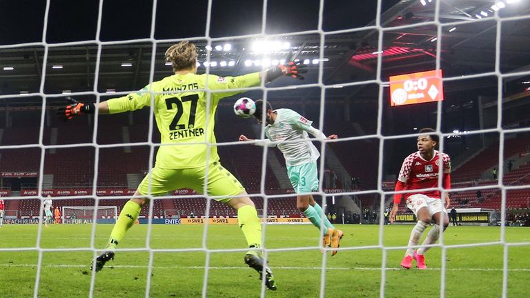 Eren Dinkci (SV Werder Bremen): Als Joker traf er bei seinem Debüt gegen Mainz und sicherte damit den 1:0-Sieg am 13. Spieltag. Der 19-Jährige spielt eigentlich in der Regionalliga Nord.
