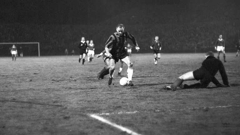 Eintracht Frankfurt: Richard Kreß (38 Jahre 262 Tage) am 23.11.1963 gegen den TSV 1860 München