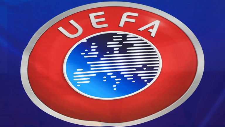 Die UEFA verurteilt die Super League.
