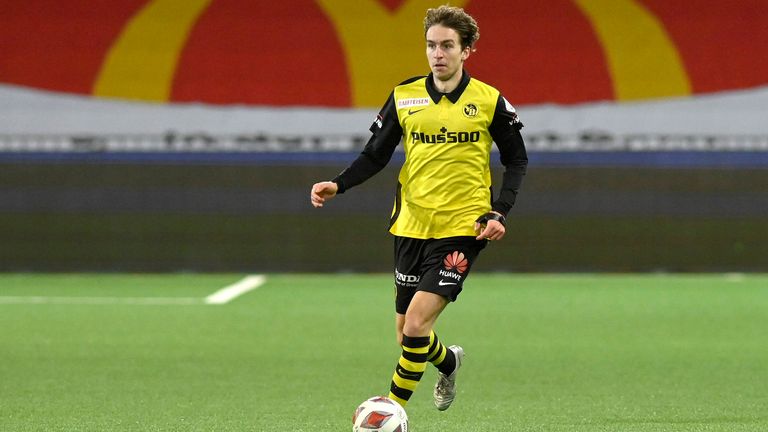 Auch in St. Gallen und bei Chievo Verona verpasst Gaudino den Durchbruch, für ein halbes Jahr ist er sogar vereinslos. Seit Januar 2019 spielt er für den Schweizer Meister Young Boys Bern und kommt dort auch regelmäßig zum Einsatz.