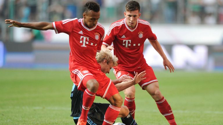 JULIAN GREEN: Feiert in der Saison 2013/14 sein Profi-Debüt beim FC Bayern in der Champions League. Bei der WM 2014 avanciert er zum jüngsten WM-Torschützen der USA, zu einem Bundesliga-Einsatz bei den Bayern kommt er jedoch nicht.