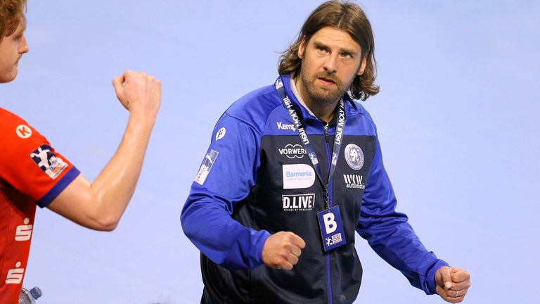 Trainer Sebastian Hinze verlässt den Bergischen HC im Sommer 2022 in Richtung der Rhein-Neckar Löwen.