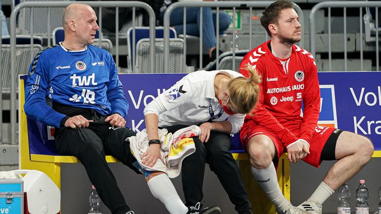 Kniverletzungen treten im Handball häufig auf.