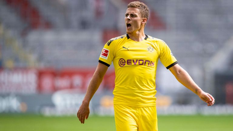 12. Thorgan Hazard, 25,5 Millionen Euro, von Borussia Mönchengladbach zu Borussia Dortmund