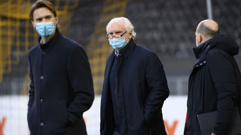 Sportliche Führung: Sportdirektor Simon Rolfes und Geschäftsführer Sport Rudi Völler müssen einen Nachfolger für "DFB-Leihgabe" Hannes Wolf finden. Völlers Bayer-Ära endet 2022, er wird seinen auslaufenden Vertrag nicht verlängern. 