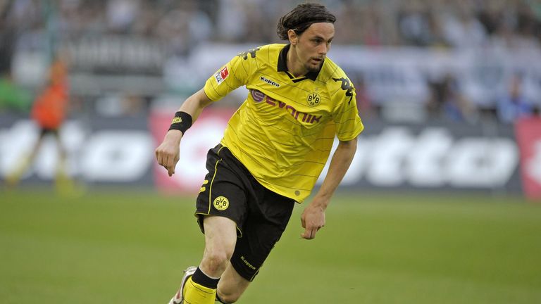 NEVEN SUBOTIC: Bis 2018 in Dortmund unter Vertrag. Anschließend für Saint-Etienne, Union Berlin und Denizlispor aktiv. Spielt aktuell bei Altach in Österreich.