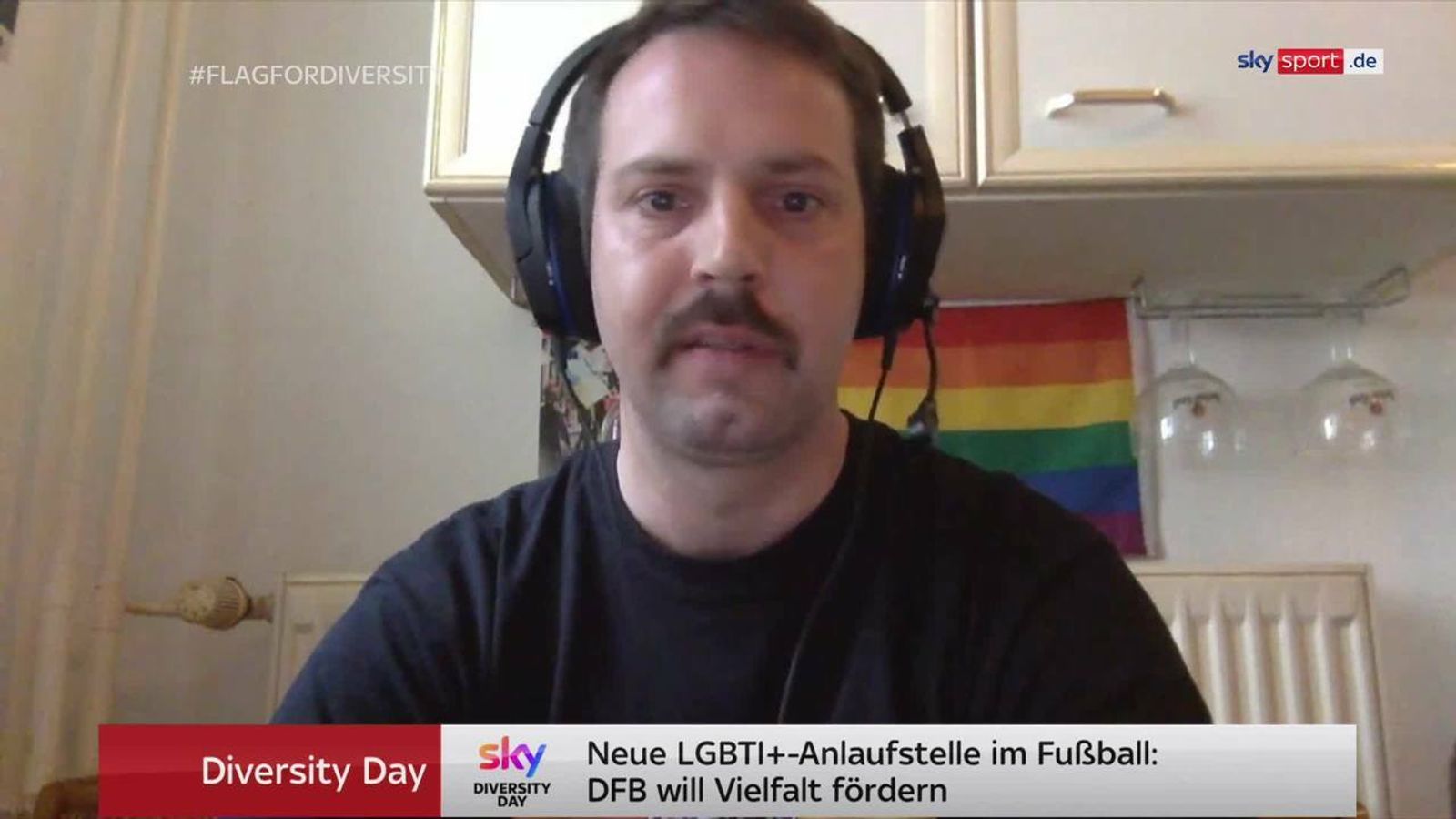 Fußball Video: Christian Rudolph im Interview über die neue LGBTI ...