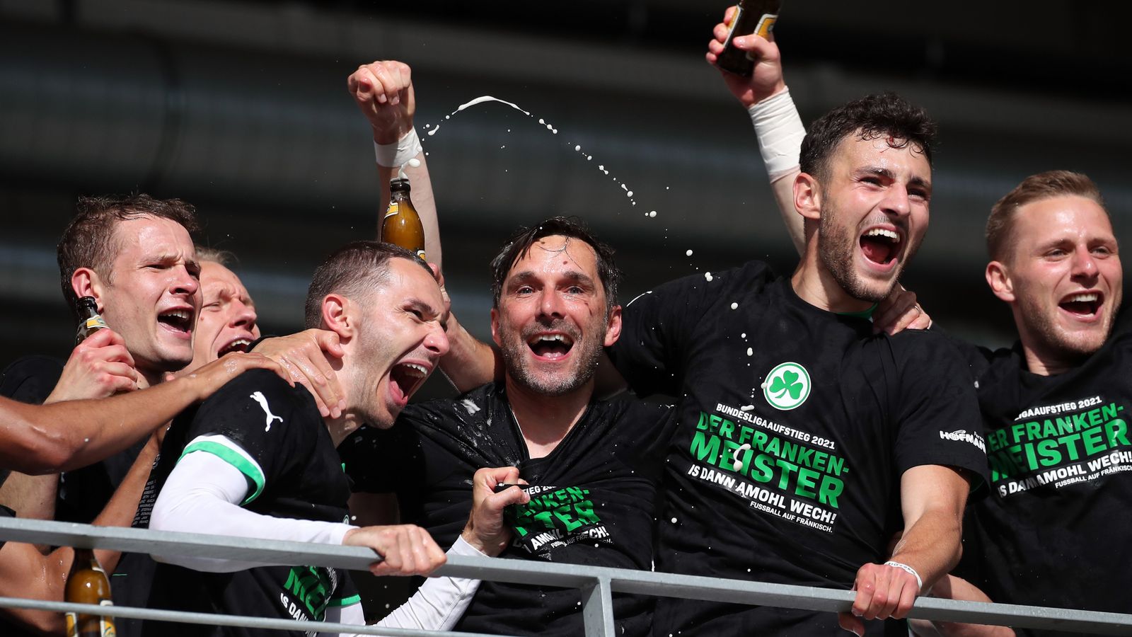 2 Bundesliga News: Fürth Und Bochum Feiern Aufstieg In Die Bundesliga ...