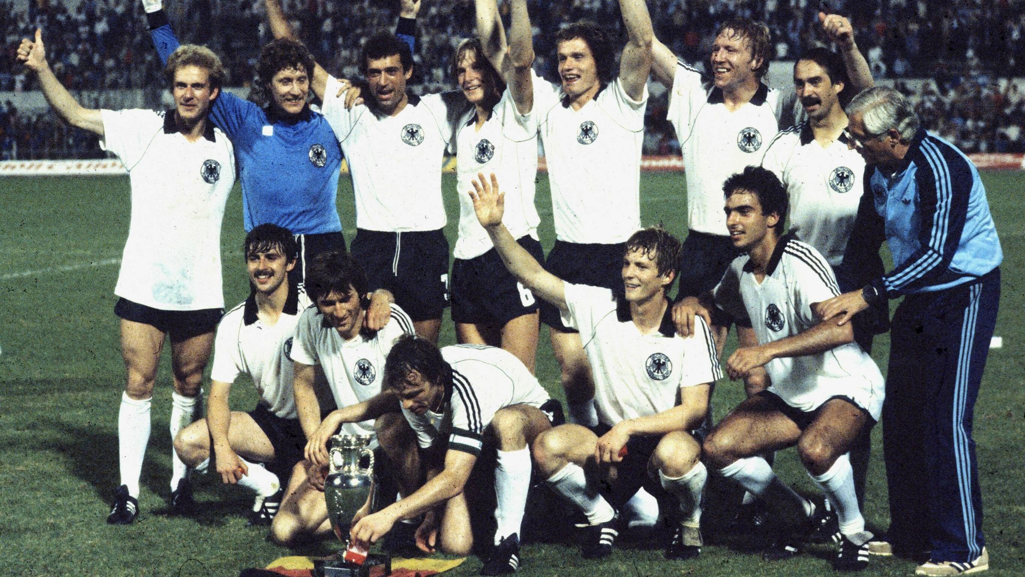 Werder Bremen News Die Welt beim ersten BundesligaAbstieg 1980