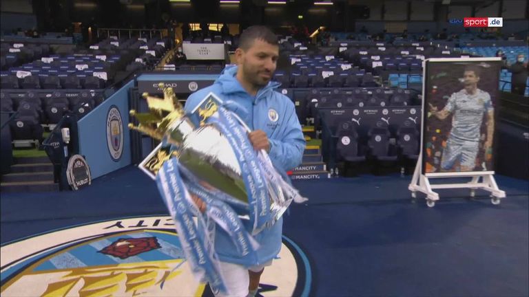 Manchester City News Aguero Nennt Nachfolger Fur Seine Nummer 10 Fussball News Sky Sport