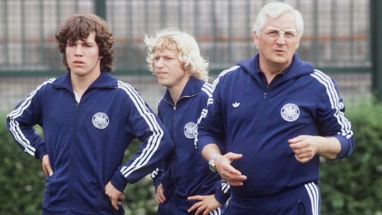 Jupp Derwall (r.): 1978-1984, gewann die Euro 1980 in Italien
