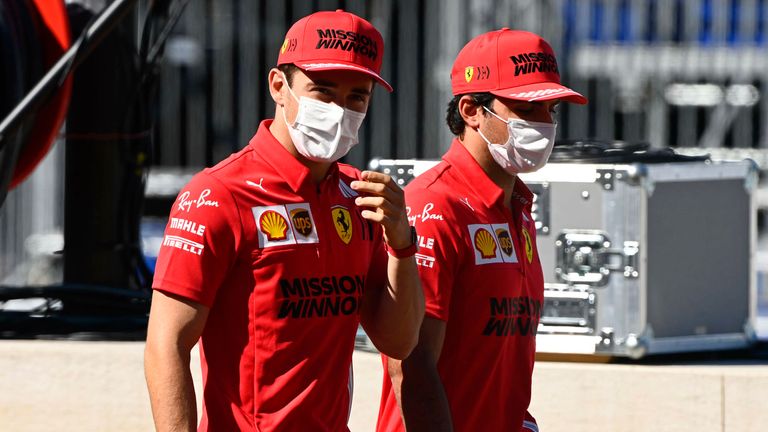 Charles Leclerc und Carlos Sainz überzeugen mit ihrem Ferrari in Monaco. 